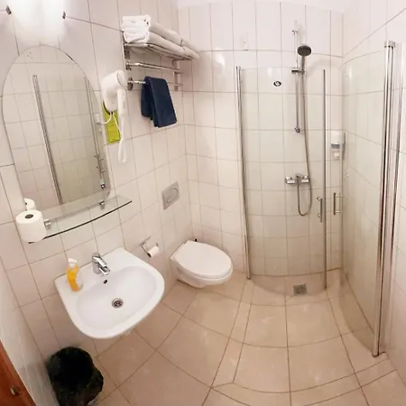 Bb Samozameldowanie 3*