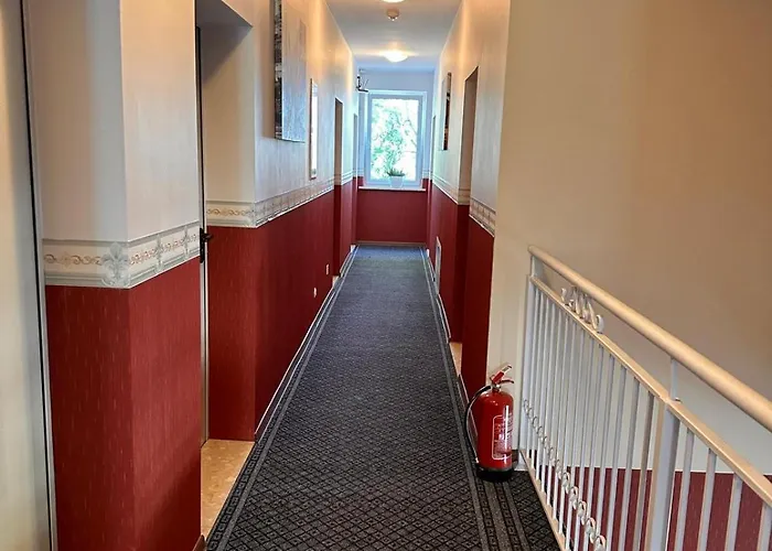 Bb Samozameldowanie 3*